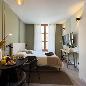 https://picasso-cityview-studios-suites.topbarcelonahotels.com
